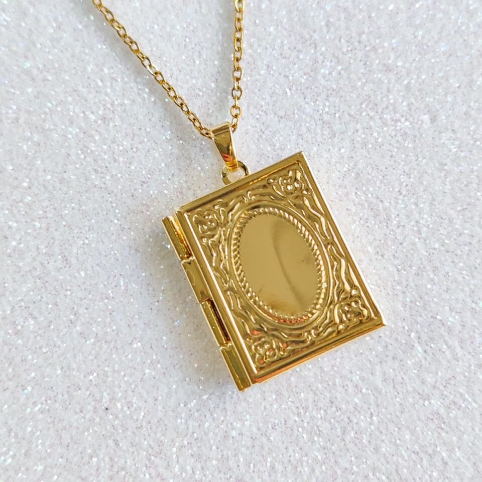 Özelleştirilebilir Kitap Locket Kolye